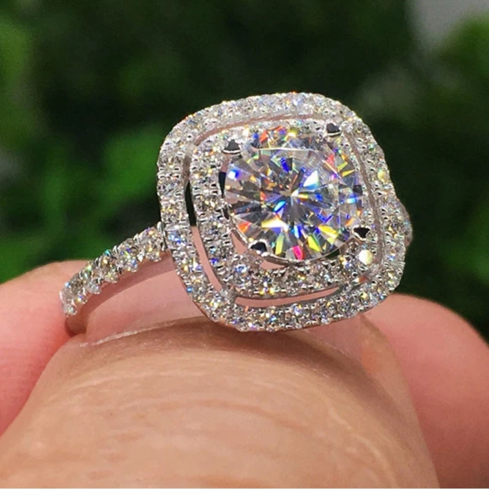 Diamond Ring - Picture 3 of 6